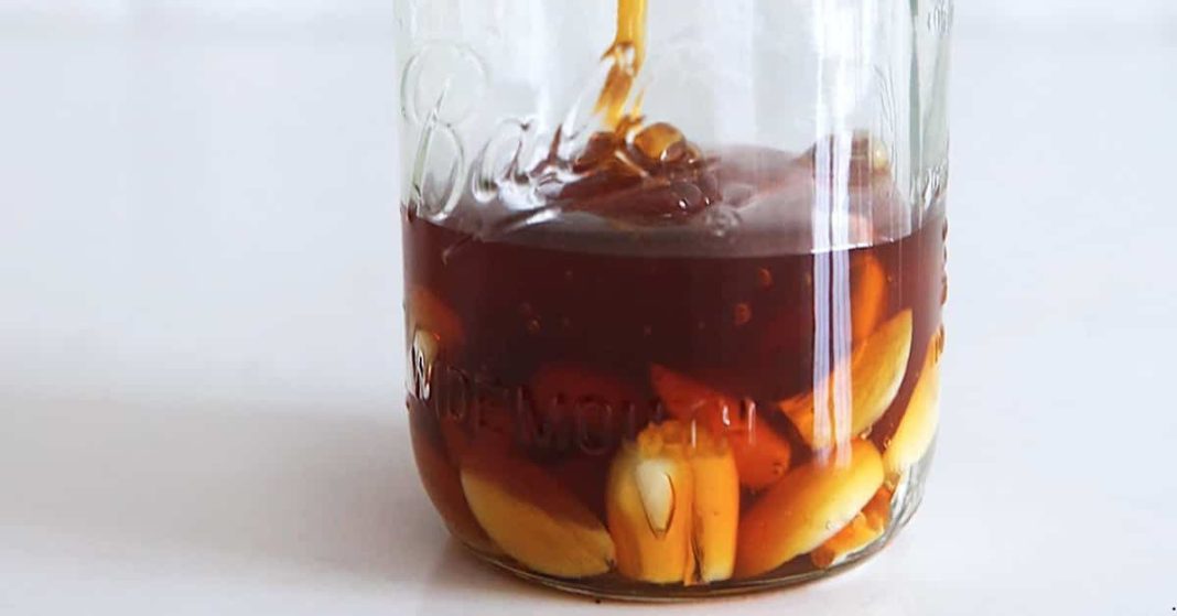 Garlic and Honey Tonic Garlic and Honey